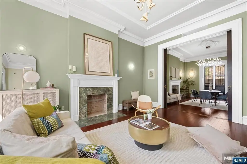 274 Barrow Street, Jersey City, NJ 07302 - #1