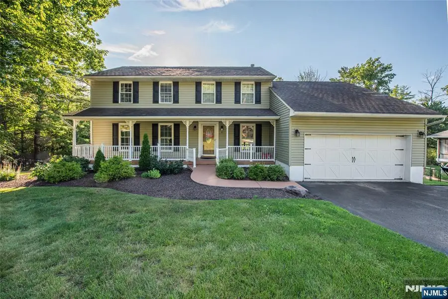 43 Bisset Drive, West Milford, NJ 07480 - #2