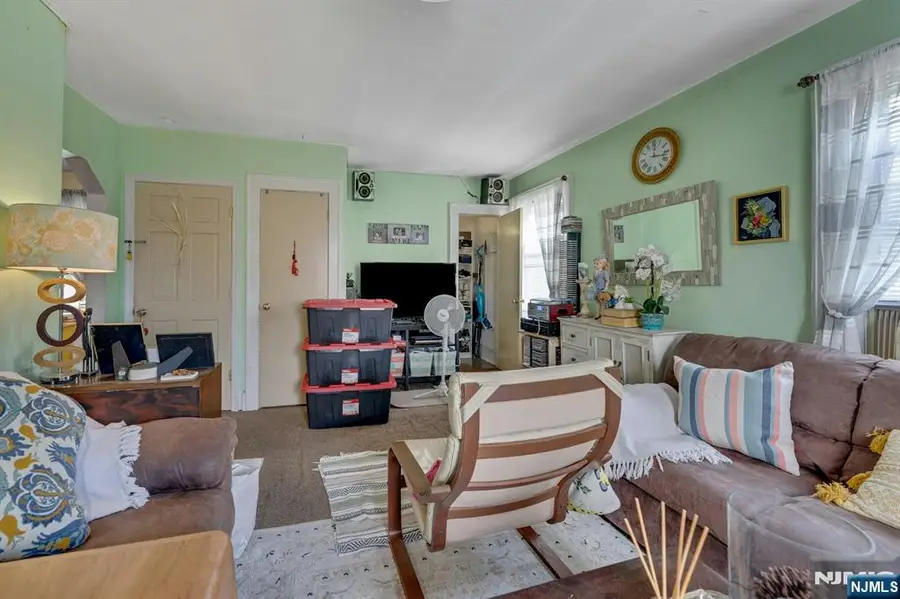 216 Irving Place, Lyndhurst, NJ 07071 - #2