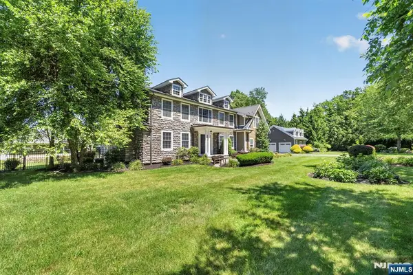 6 Park Lane, Jefferson Township, NJ 07438