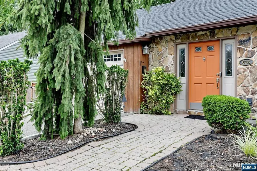 618 Fermery Drive, New Milford, NJ 07646 - #2