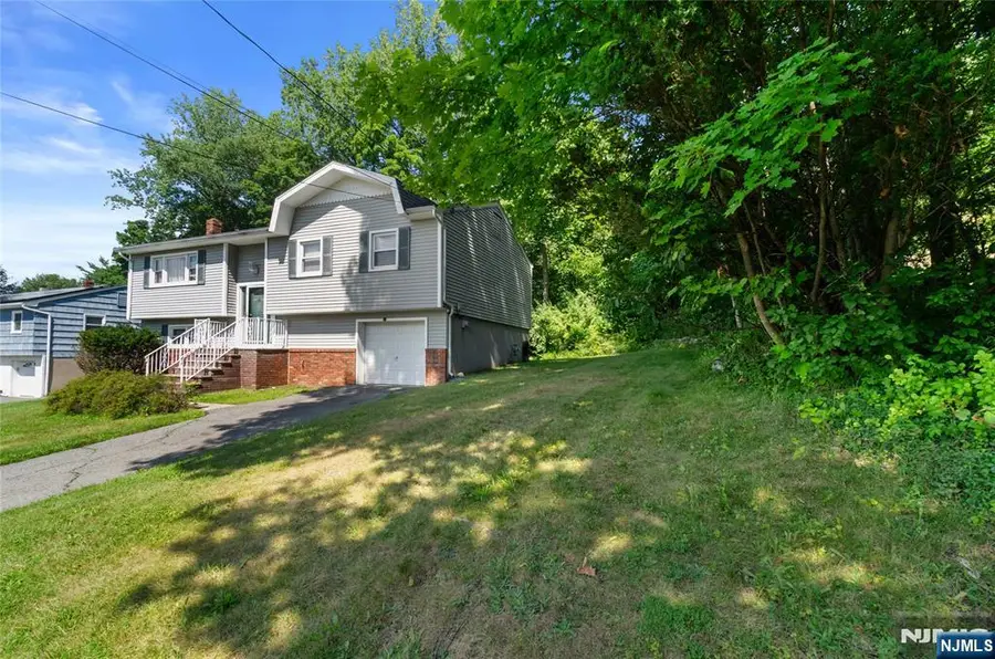 17 Stafford Drive, Wanaque, NJ 07465 - #2