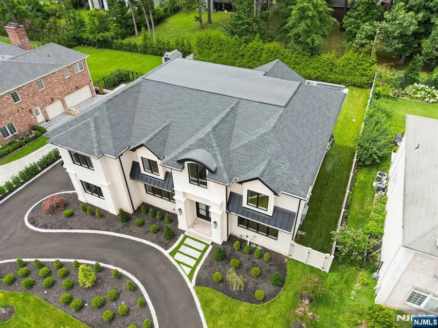 50 Roberts Road, Englewood Cliffs, NJ 07632 - #2