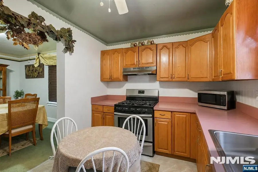 220 Garfield Avenue, Jersey City, NJ 07305 - #3