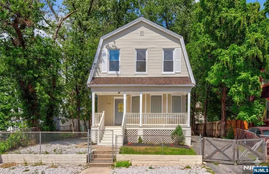 31-33 Voorhees Street, Newark, NJ 07108 - #1
