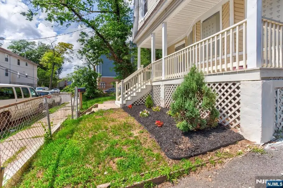 31-33 Voorhees Street, Newark, NJ 07108 - #3