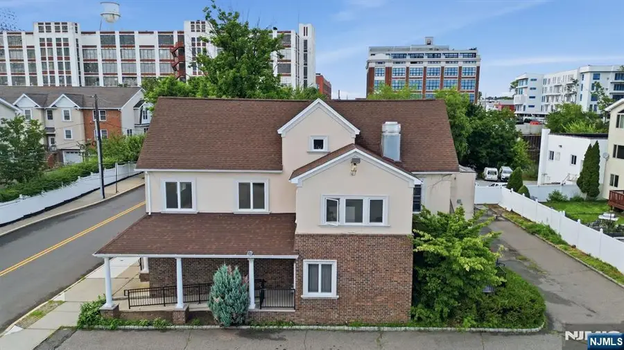15 Wallington Avenue, Wallington, NJ 07057 - #3