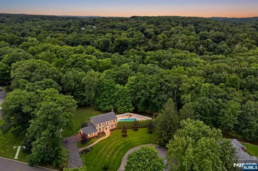 29 Sunrise Lane, Upper Saddle River, NJ 07458 - #2