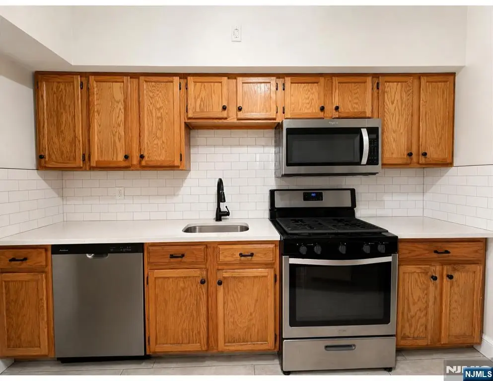 675 Joralemon A2, Belleville, NJ 07109 - #1