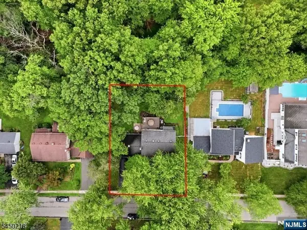 18 Druid Hill Drive, Par-troy Hills Twp., NJ 07054