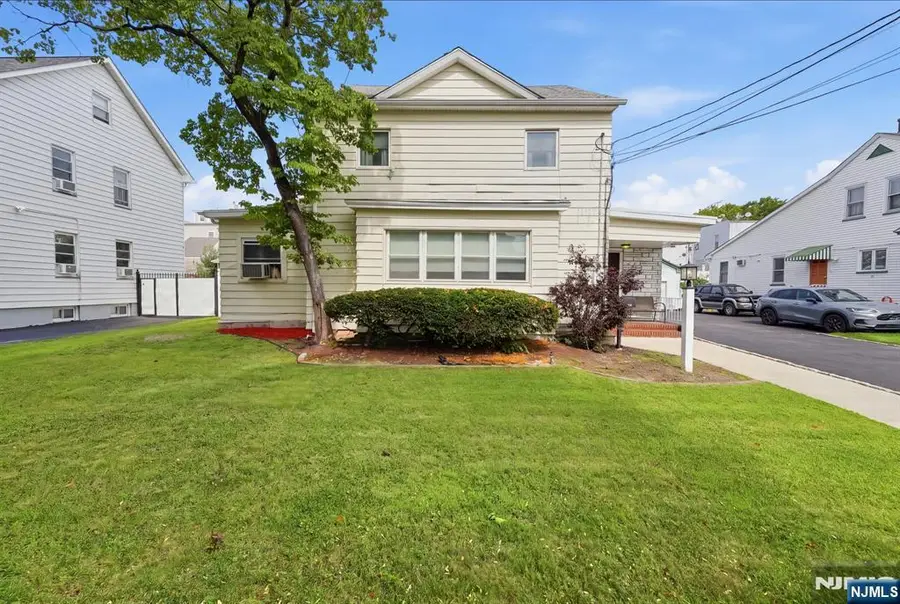 318-322 11th Street, Newark, NJ 07107 - #3