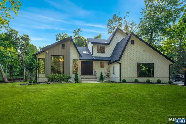 160 Beacon Street, Haworth, NJ 07641