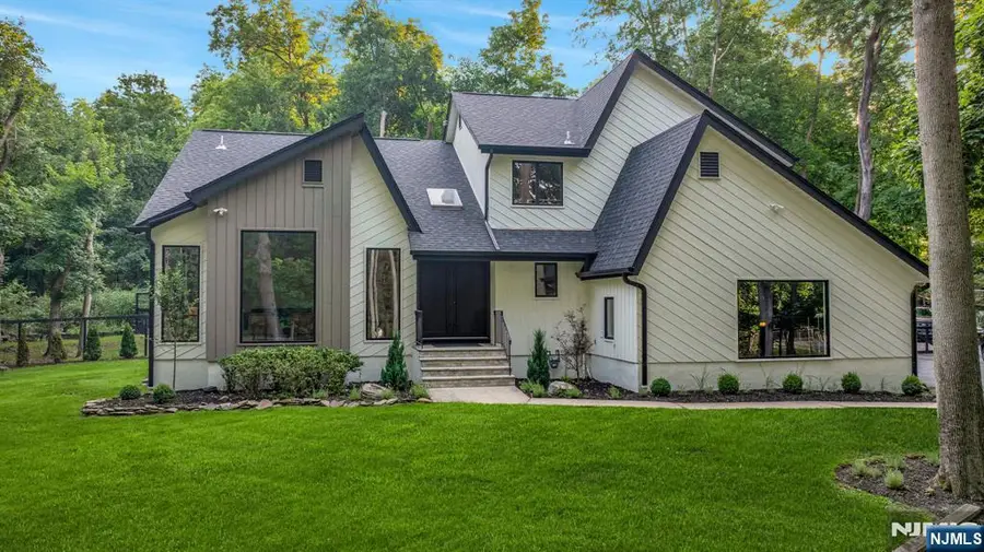 160 Beacon Street, Haworth, NJ 07641 - #3