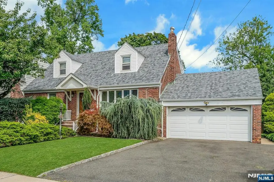 34 Berkeley Avenue, Belleville, NJ 07109 - #3