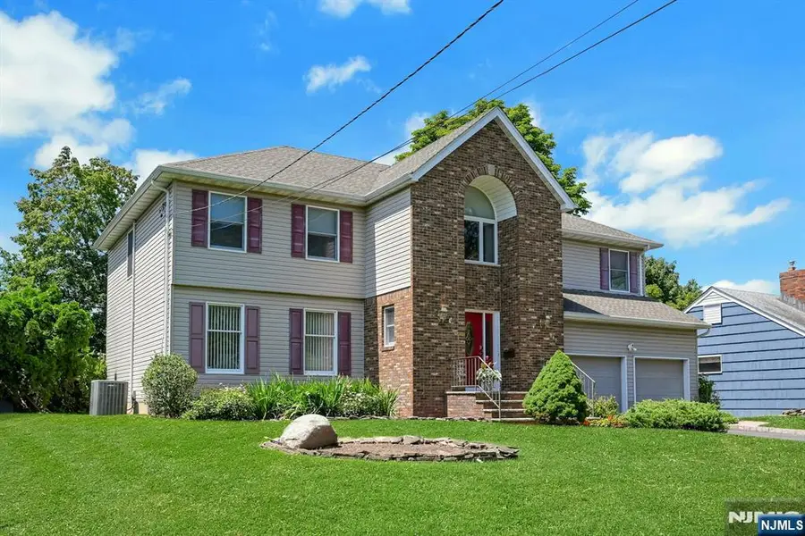 885 Summit Avenue, River Edge, NJ 07661 - #3