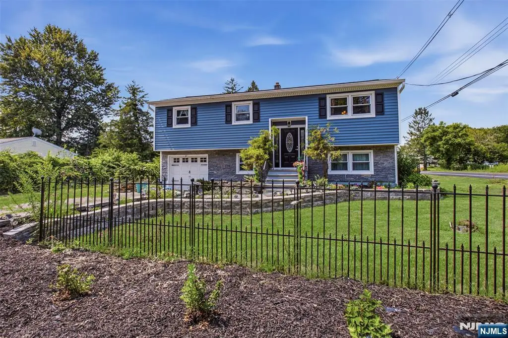 2 Scenic Drive, Green, NJ 07821 - #1