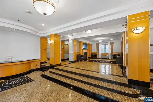 70 Munn Avenue 401, East Orange, NJ 07018