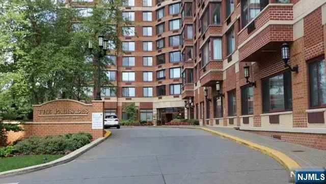 100 Old Palisade Road 3501, Fort Lee, NJ 07024 - #2