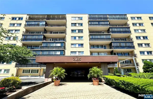 2185 Lemoine Avenue 4A, Fort Lee, NJ 07024