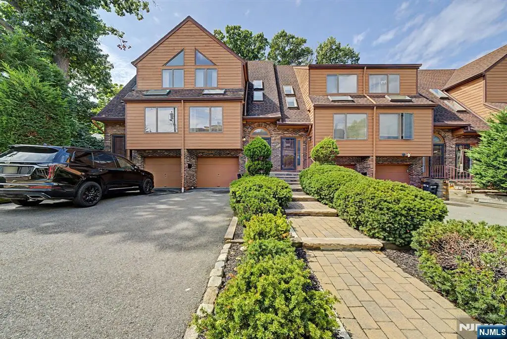 486 West Street, Fort Lee, NJ 07024 - #1