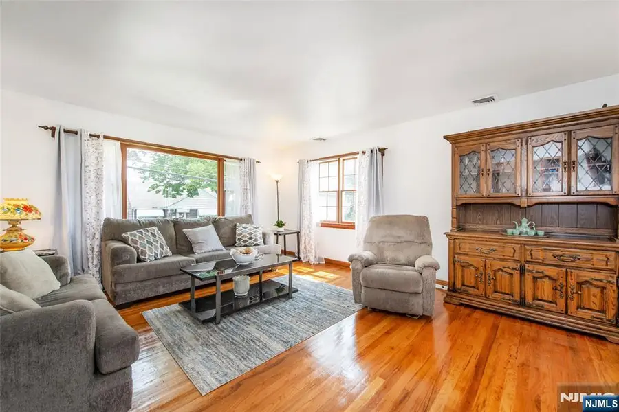 153 Lower Notch Road, Little Falls, NJ 07424 - #3