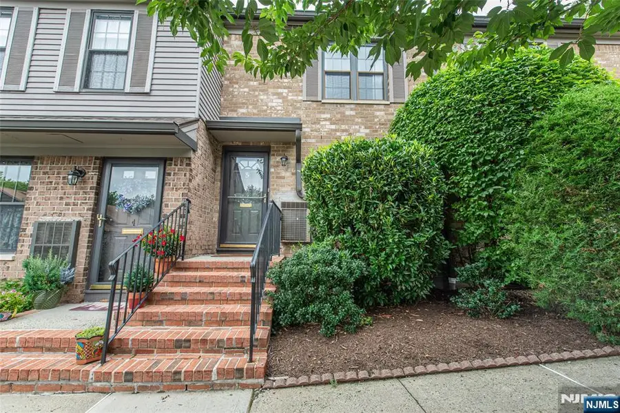 181 Long Hill Road, Little Falls, NJ 07424 - #2