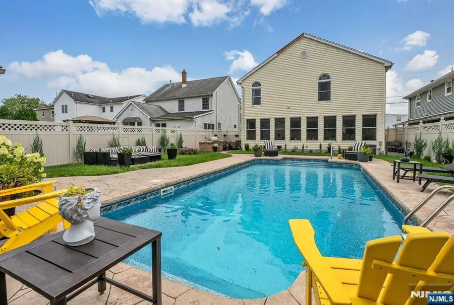 57 Memorial Place, Elmwood Park, NJ 07407 - #3