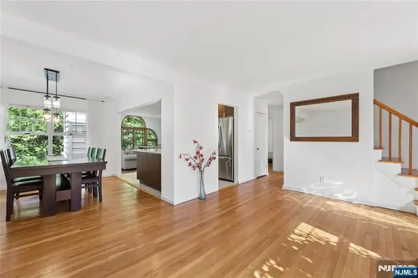 16-03 Radburn Road, Fair Lawn, NJ 07410