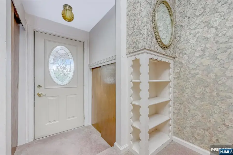 105 Arnot Place, Paramus, NJ 07652 - #2