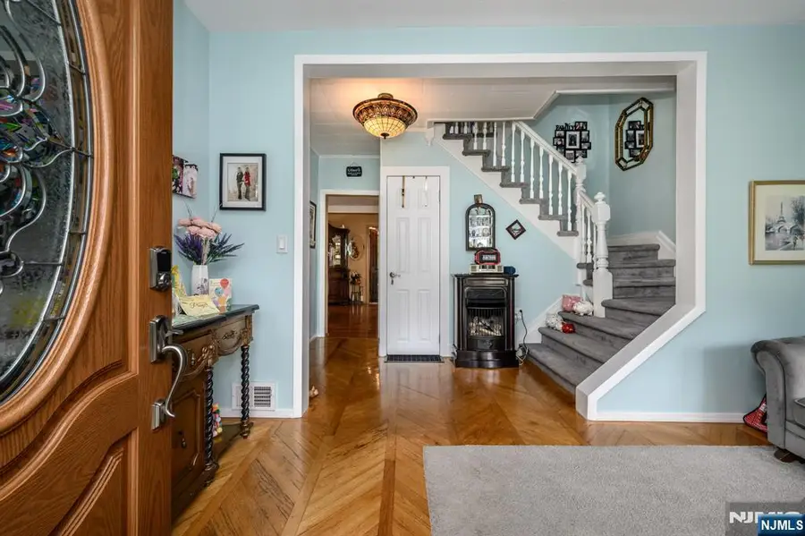147 Claremont Avenue, Verona, NJ 07044 - #3