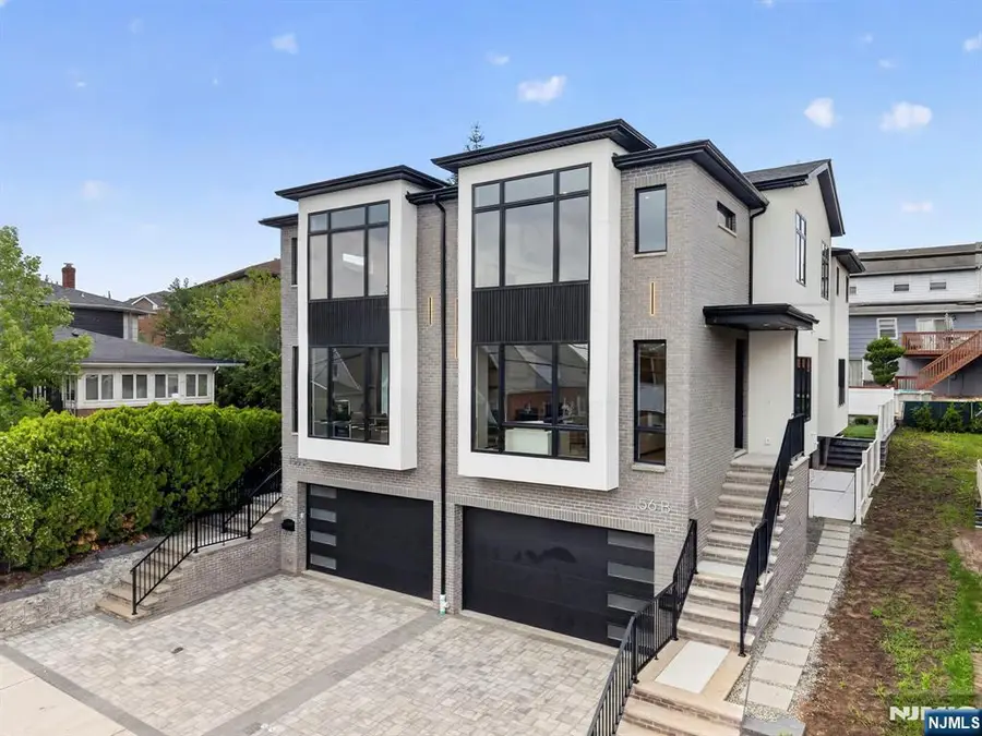 156 Morningside Lane, Palisades Park, NJ 07650 - #3