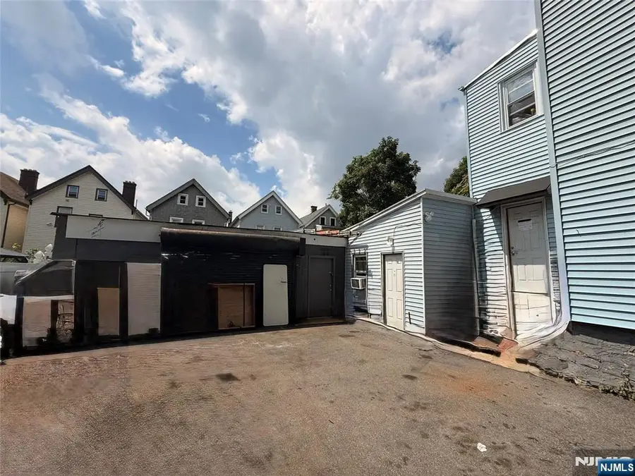 190 Taylor Street, Orange, NJ 07050 - #3