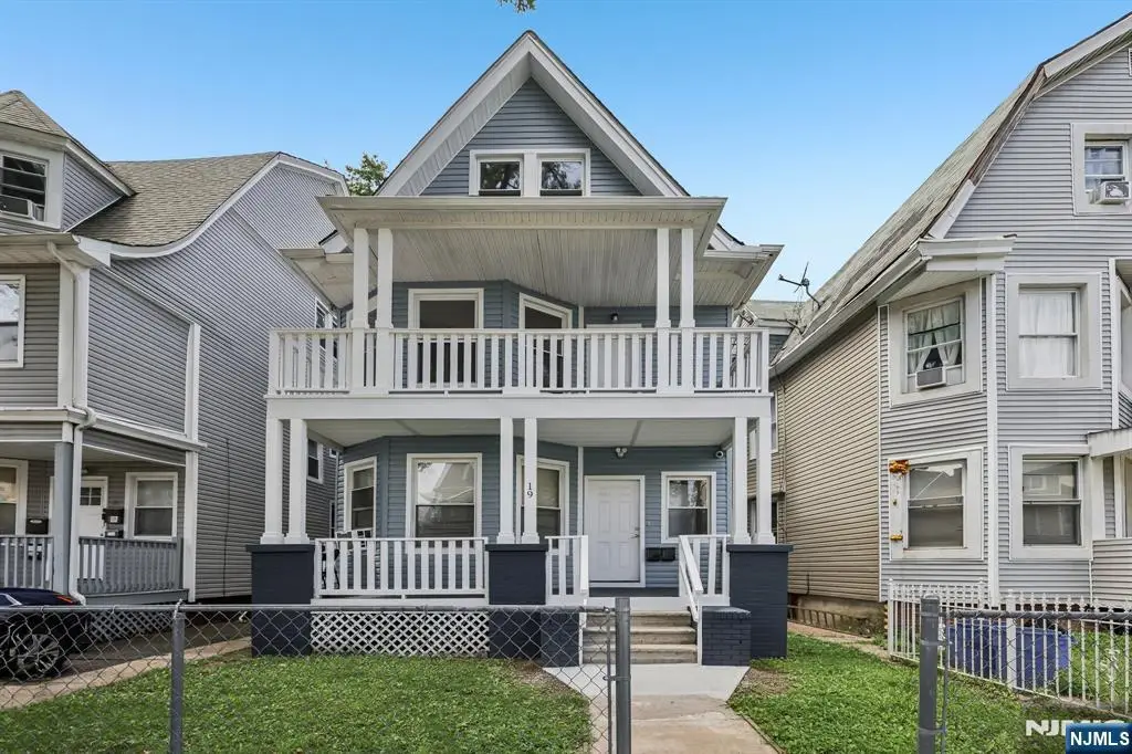 19 Nassau Place, East Orange, NJ 07018 - #1