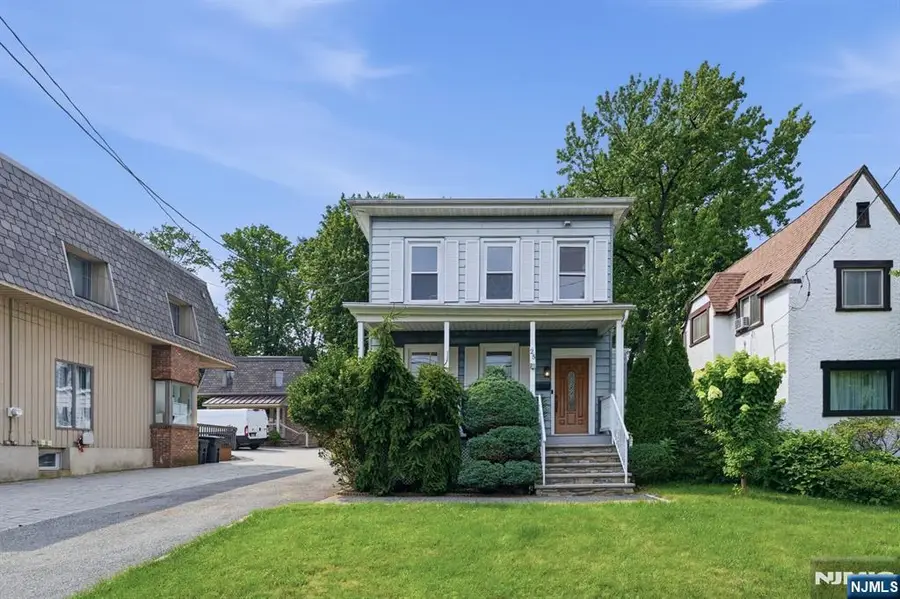 25 6th Street, Englewood Cliffs, NJ 07632 - #2