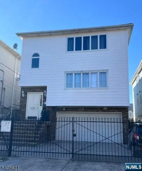 111 Pennington Street, Newark, NJ 07105