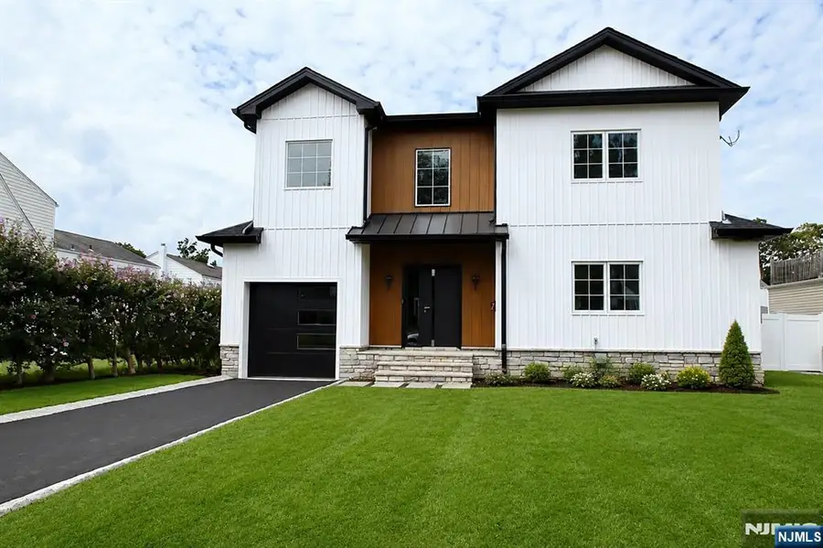 9-02 3rd Street, Fair Lawn, NJ 07410 - #2
