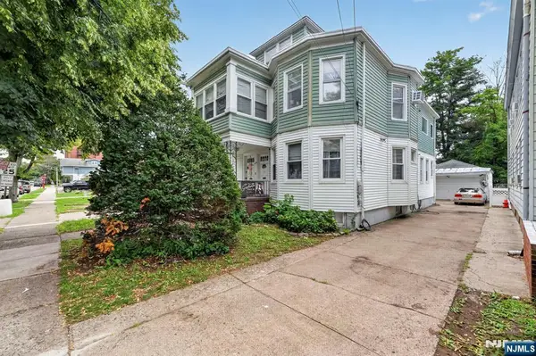 336 Trenton Avenue, Paterson, NJ 07503