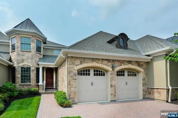 99 Windsor Lane, Ramsey, NJ 07446