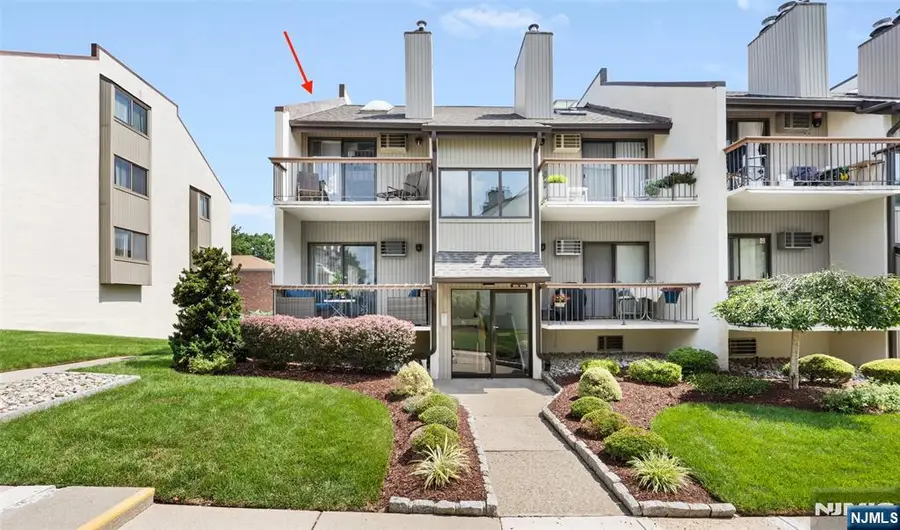 102 West Ridge Mews, Wood Ridge, NJ 07075 - #2