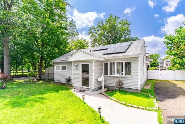 1528 Washington Avenue, Pompton Lakes, NJ 07442