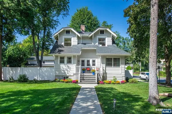 31 Morse Avenue, East Orange, NJ 07017