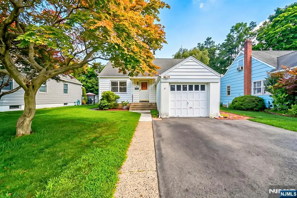 30 Pequannock Avenue, Pompton Lakes, NJ 07442 - #1
