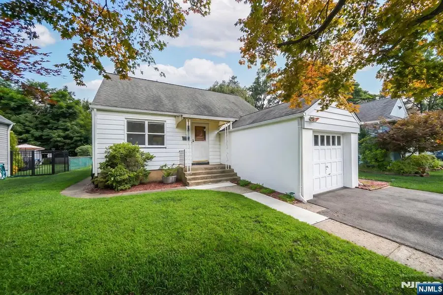 30 Pequannock Avenue, Pompton Lakes, NJ 07442 - #3
