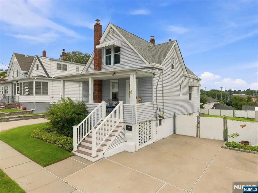 94 Chestnut Street, Garfield, NJ 07026 - #2
