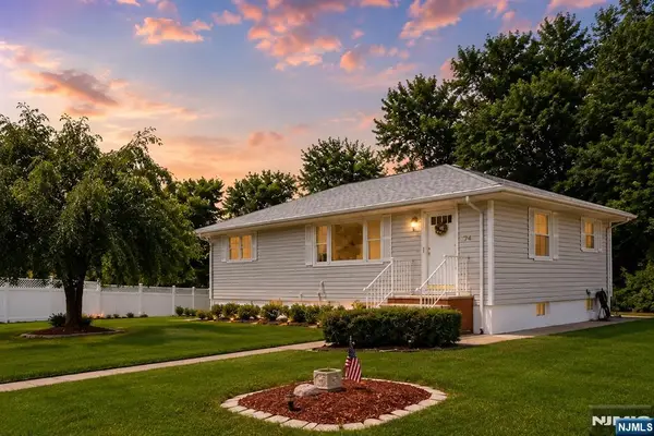 74 Farmingdale Road, Wayne, NJ 07470