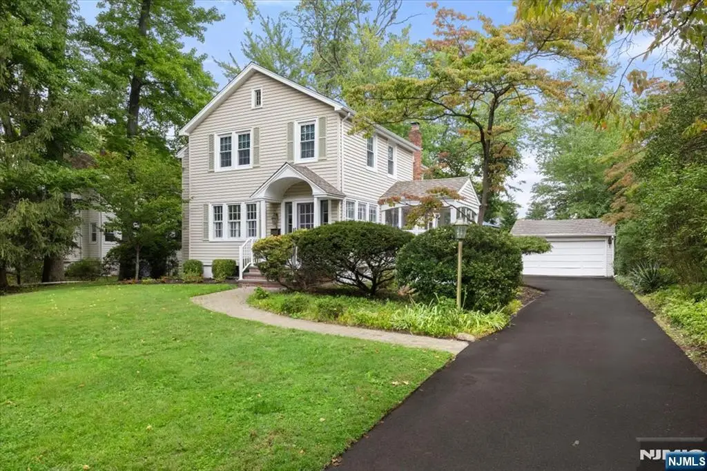 734 Greentree Lane, Oradell, NJ 07649 - #1