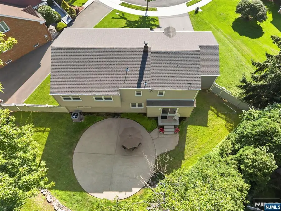 26 Coppola Court, Clifton, NJ 07013 - #2