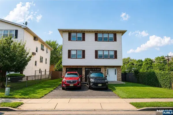 19 Village Place, Secaucus, NJ 07094