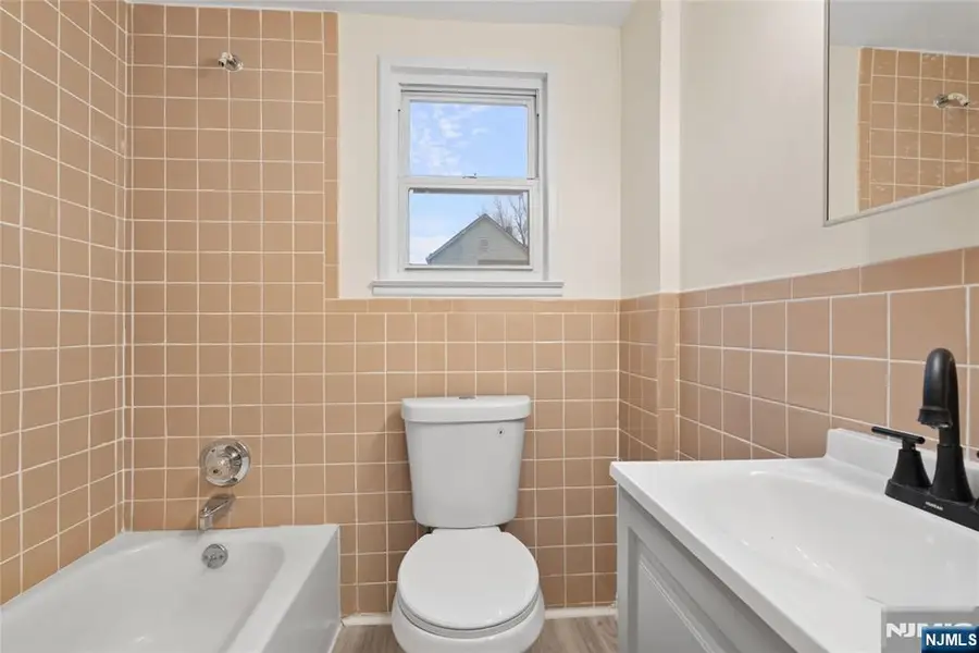 33-35 Delaware Street, Elizabeth, NJ 07206 - #3