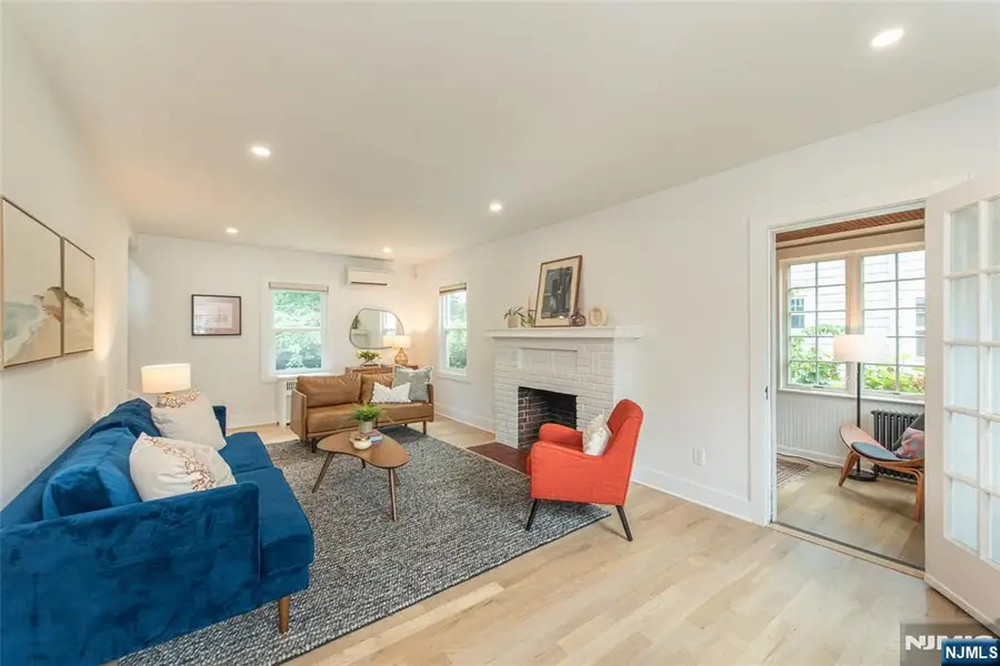 22 Euclid Place, Montclair, NJ 07042 - #3